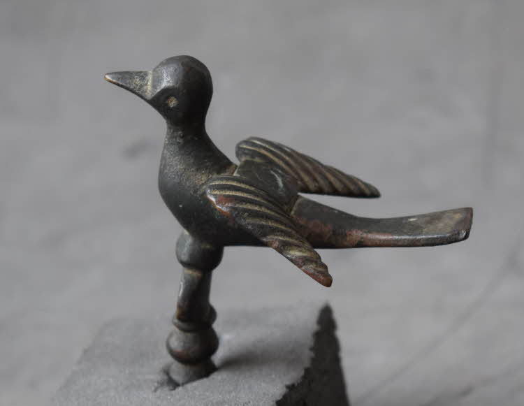 bird figurine early byzantine.jpg