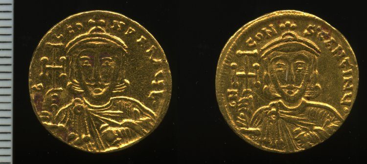 Gold coin of Constantine V.jpg