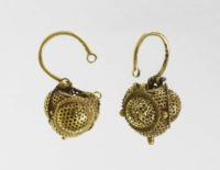 Gold Earring, Middle Byzantine-.jpg