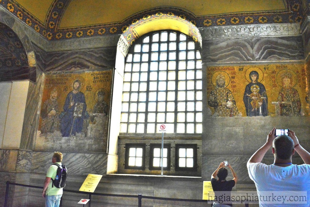 Mosaic of John Komnenos - Eirene - Alexios » Hagia Sophia