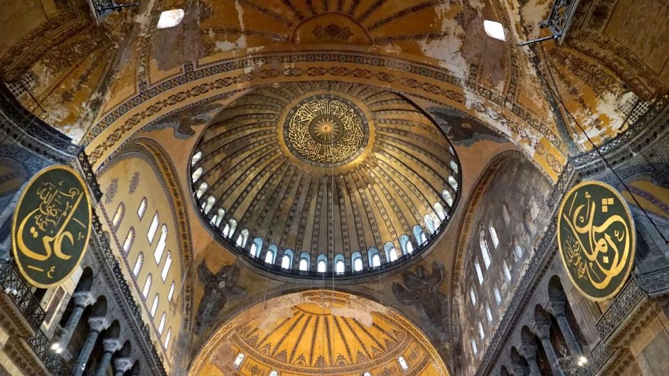 Hagia Sophia and Basilica Cistern with Combo Ticket